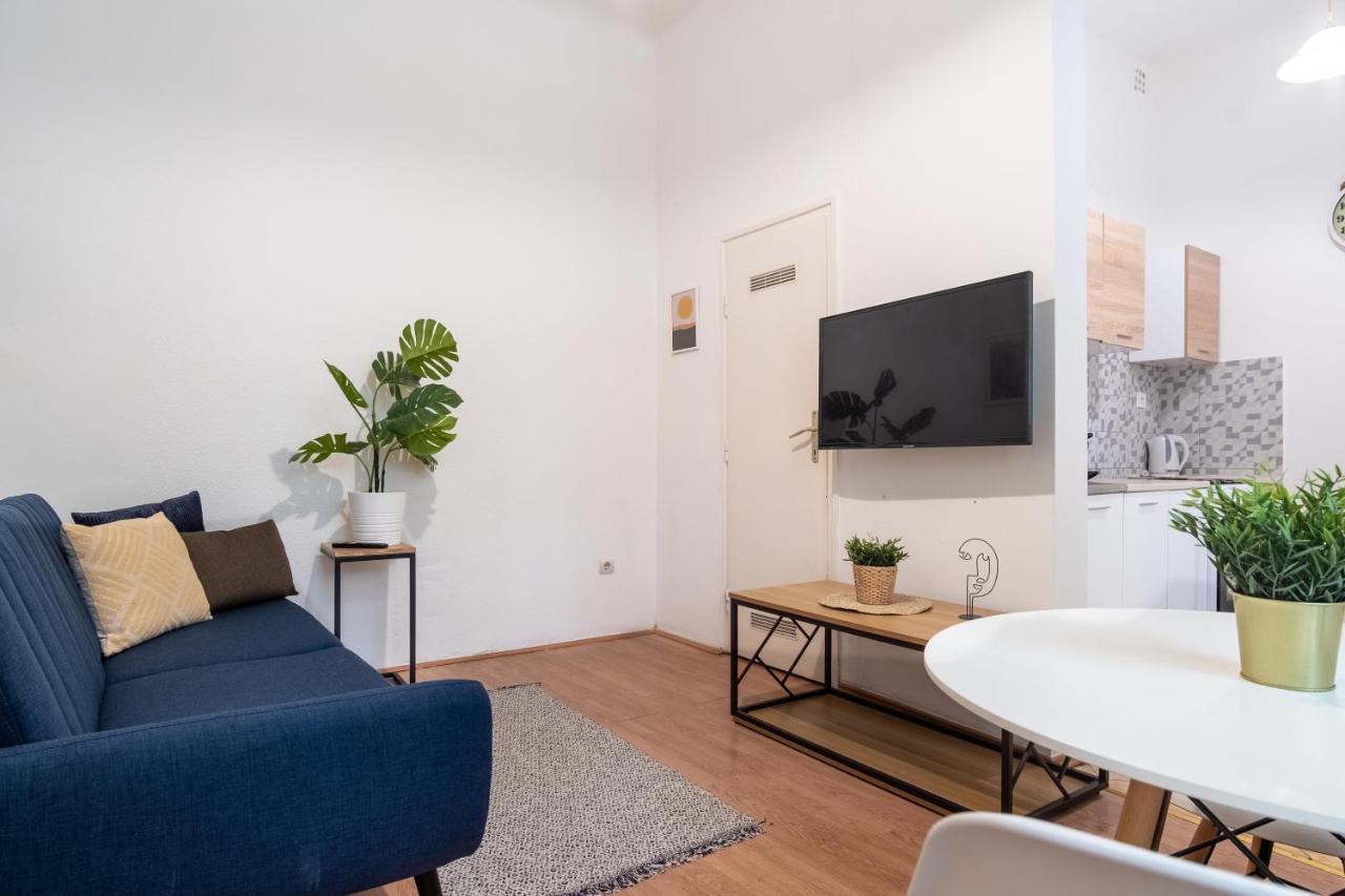 Very Central 1-Br Apt With Patio Apartment Будапеща Екстериор снимка