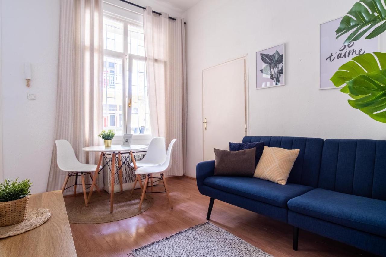 Very Central 1-Br Apt With Patio Apartment Будапеща Екстериор снимка